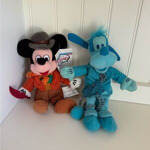 Disney A Christmas Carol Goofy and Mickey Plushes